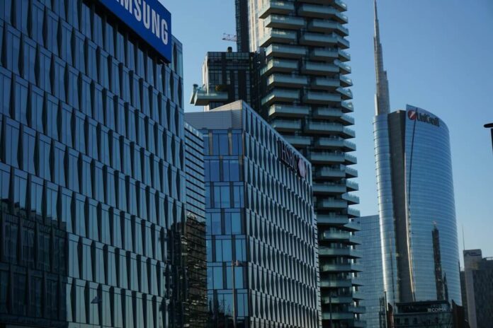 Unicredit-torre-milano