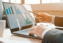 I giganti del private credit alle prese con i riscatti retail investimenti-venture-capital