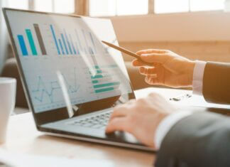 I giganti del private credit alle prese con i riscatti retail investimenti-venture-capital