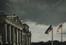 Germania: ad agosto calo dei fallimenti dell’11% Reichstag -Berlin-Germany-flag