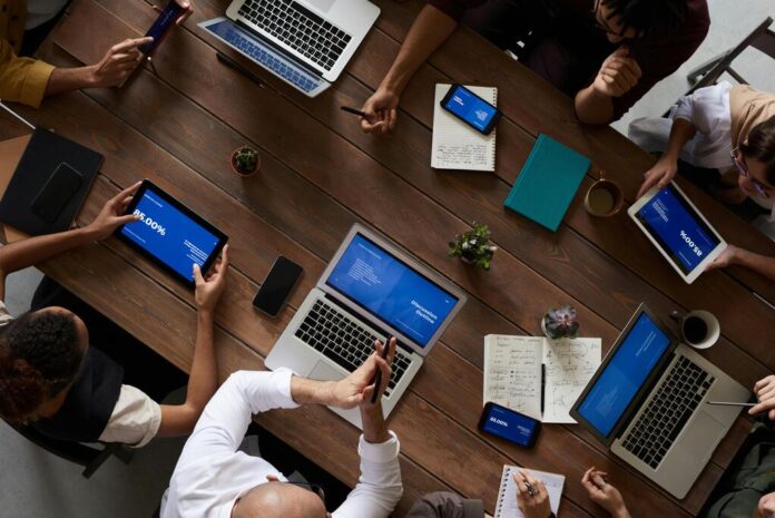 business-team-work
