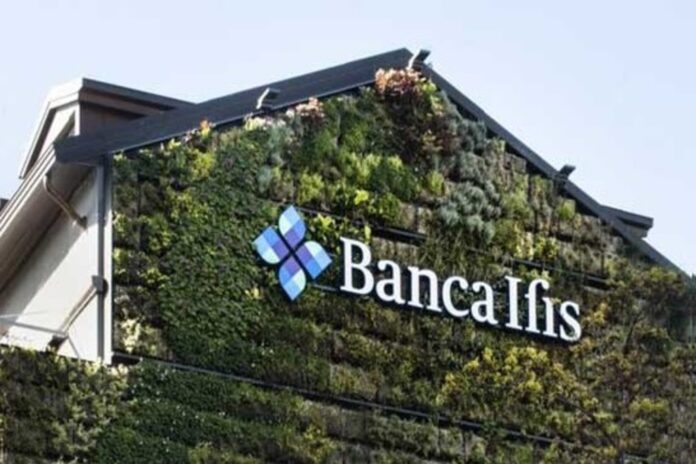 Banca-Ifis-green-wall