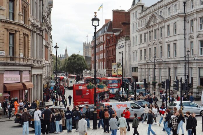 London-shopping- street
