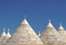 Il grande bluff dei trulli “smontabili”: Quando le false storie danneggiano la vera competenza
