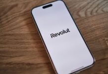 Revolut raggiunge una valutazione record di 75 miliardi di dollari grazie a un nuovo round di investimento Revolut