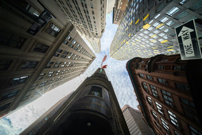 wall-street-financial-district