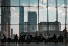 Private capital, quarant’anni dopo: crescita globale e sfide italiane private-equity-concept