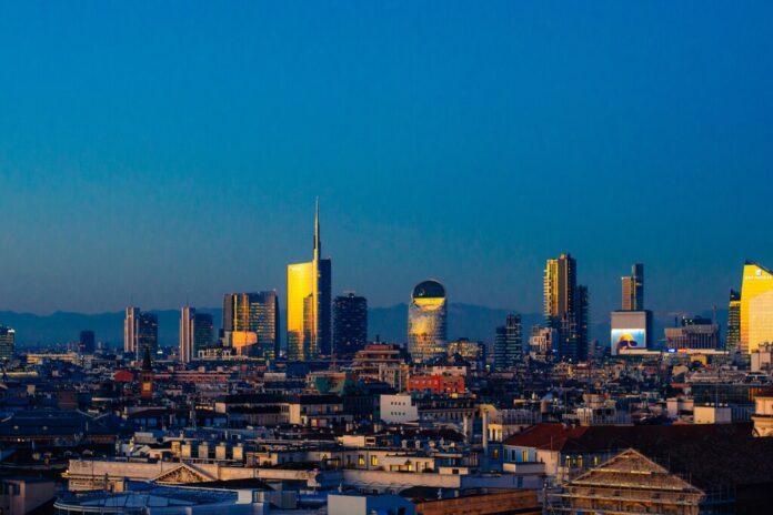 skyline-Milano-mercato-immobiliare