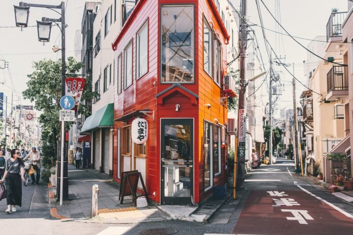 japan-small-business-street-shop