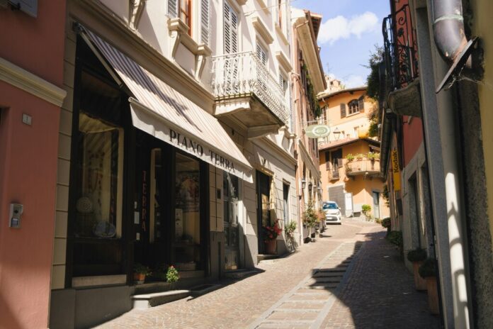 negozi-immobili-commerciali-strada-italiana negozi-immobili-commerciali-strada-italiana