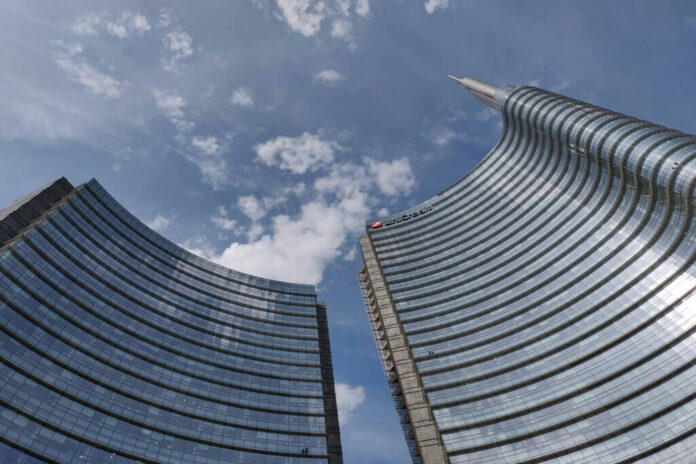 UniCredit risultati primo trimestre NPL