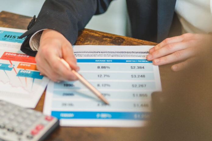 Analisi dei tassi di interesse su credito al consumo e prestiti alle PMI nel marzo 2026
