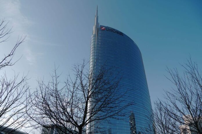 Sede di Unicredit che ha chiuso il primo semestre con risultati record