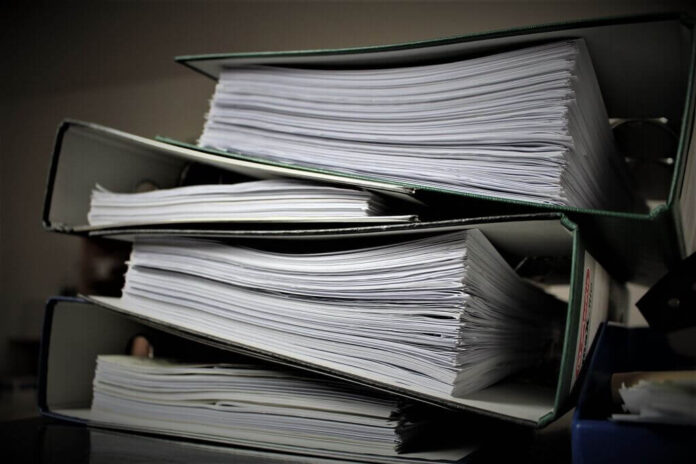 Fascicoli del contenzioso tributario e documenti fiscali relativi ai ricorsi del 2025.