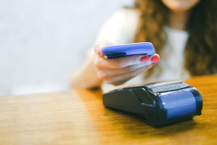 Euro digitale e commissioni per gli esercenti