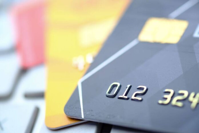 Regno Unito, in crescita le insolvenze sulle carte di credito